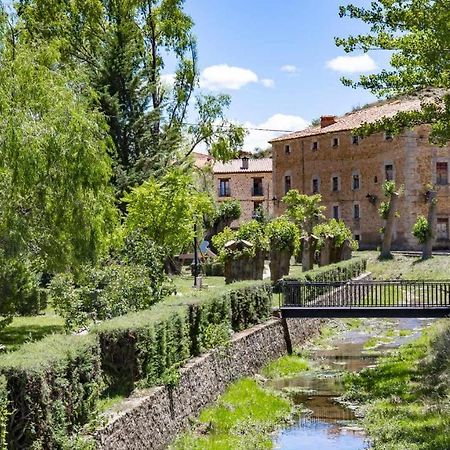 Apartamentos El Mirador Villarroya de los Pinares Exteriör bild
